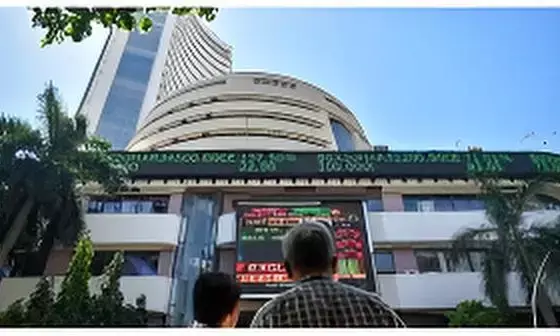 Nifty, Sensex Start Flat Amid Optimism of New Record Highs; Experts Eye Market Cues
