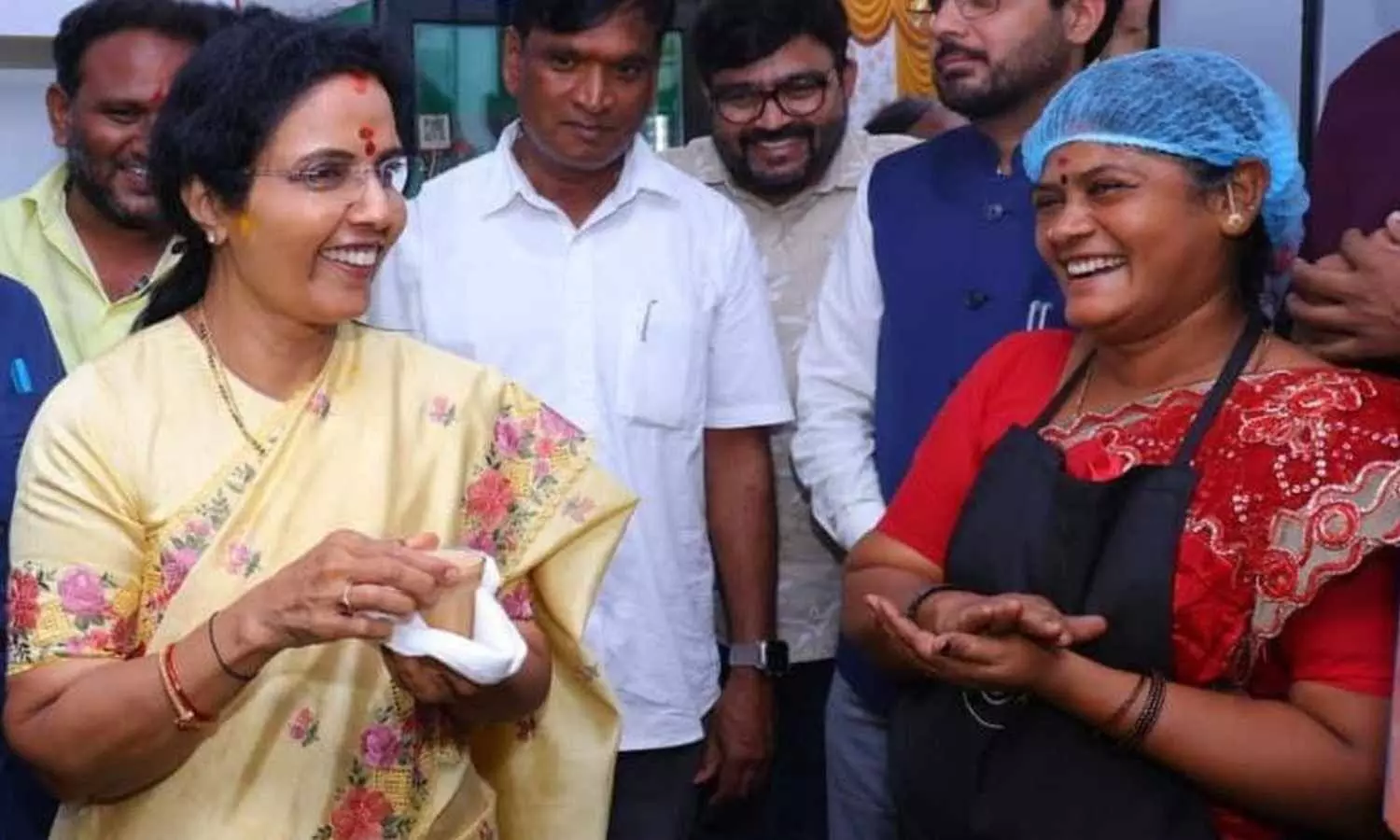 Nara Bhuvaneswari Inaugurates Chai Rasta outlet in Kuppam