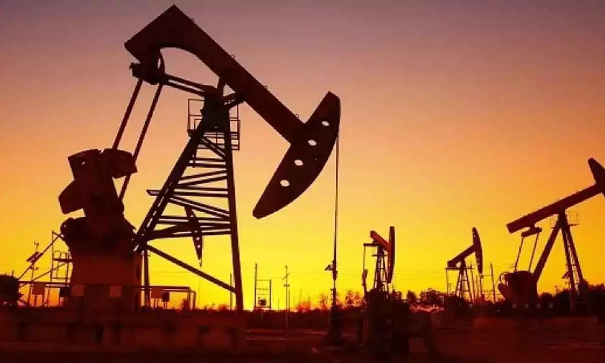 Brent crude inches higher to $62.07/bbl