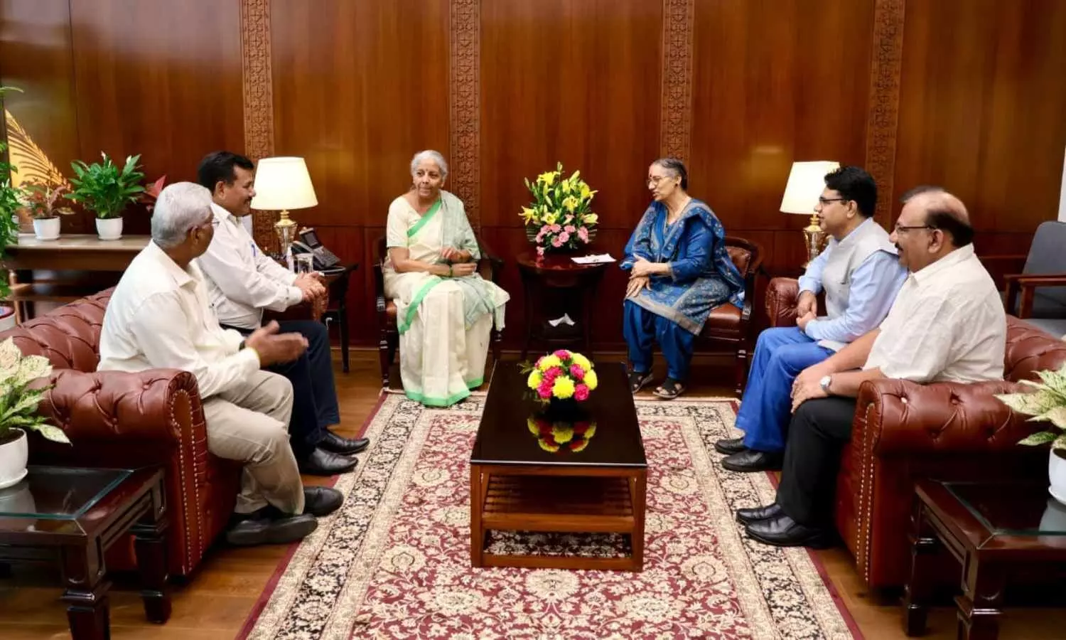 AITUC strongly opposes privatisation of PSUs & Govt sectors