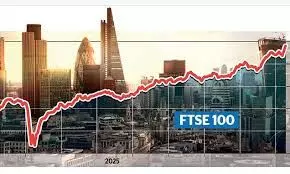 UK Stock Market Today: FTSE 100 Set for Soft December 1 Open as Budget Impact and Rate-Cut Hopes Shape Sentiment