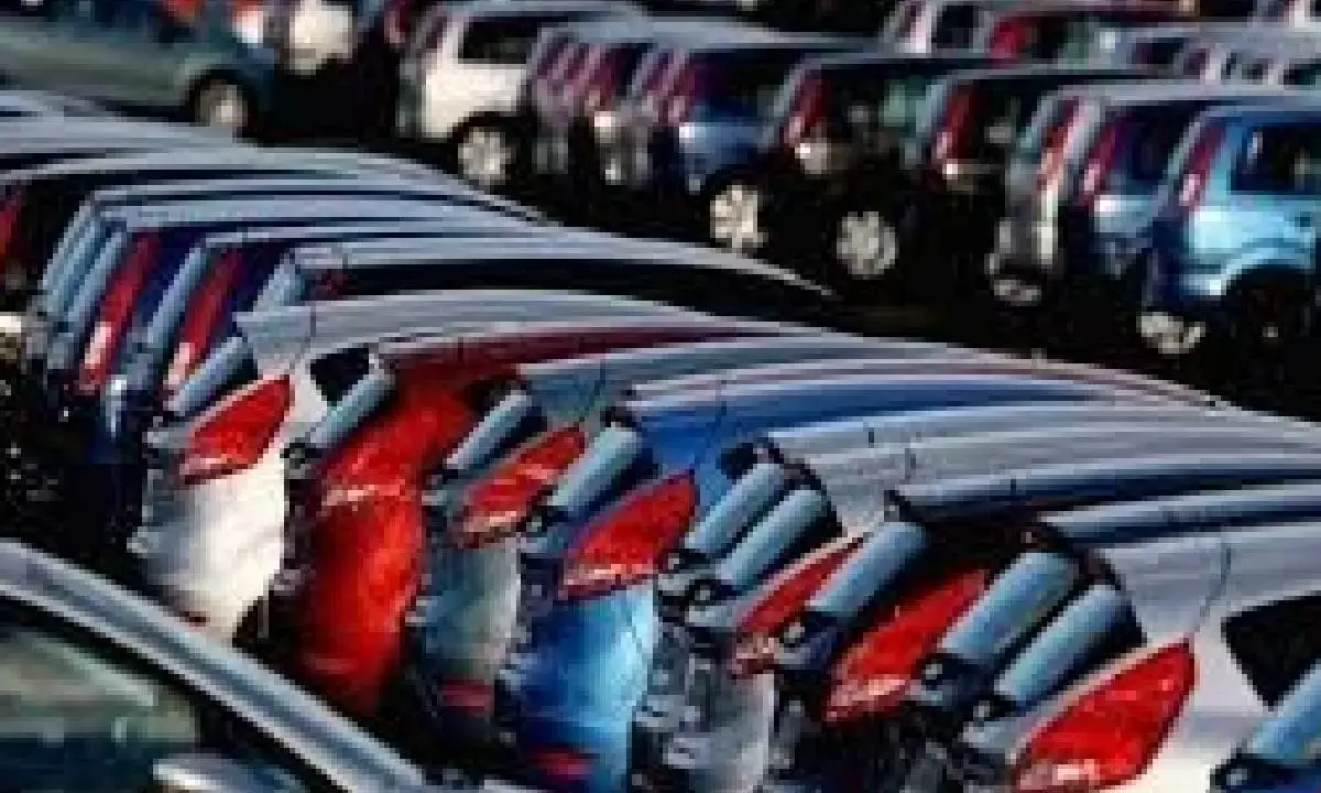 Automakers report brisk sales as demand remains robust in Nov