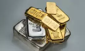 Gold or Silver: Where Should You Invest as 2025 Nears Its End?
