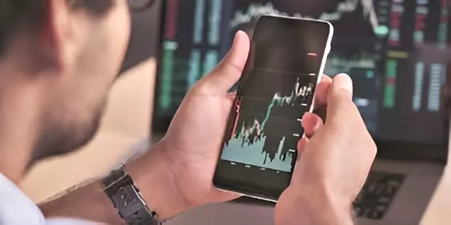 Canada Stock Market Today: 7 Key Things to Know Before the TSX Opens on December 3, 2025