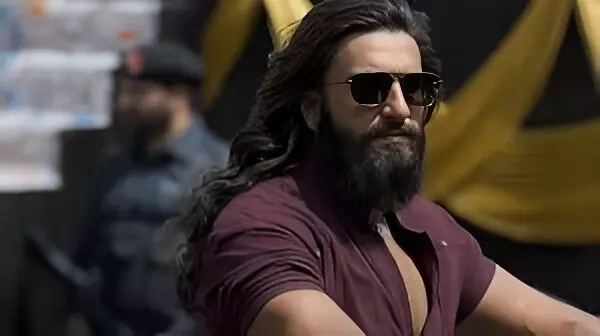 Dhurandhar First Review: Ranveer Singh’s Spy Thriller Promises Shocks, Surprises and a Powerful Comeback