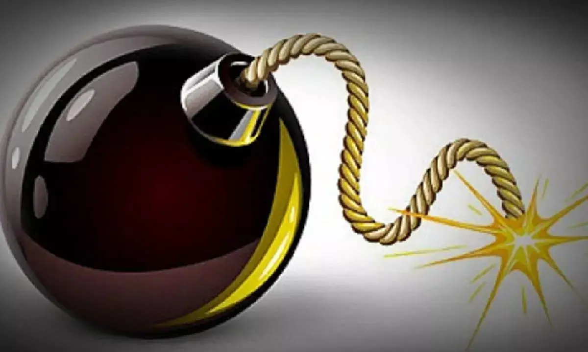 Madinah-Hyd flight diverted to Ahmedabad after bomb threat