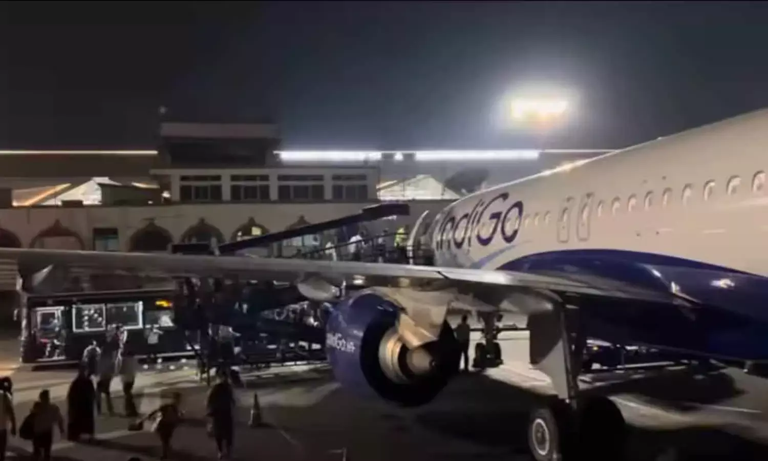 DGCA Relaxes Night-Duty Rules for IndiGo, Rolls Back Leave-for-Rest Rule: What This Means for Flyers
