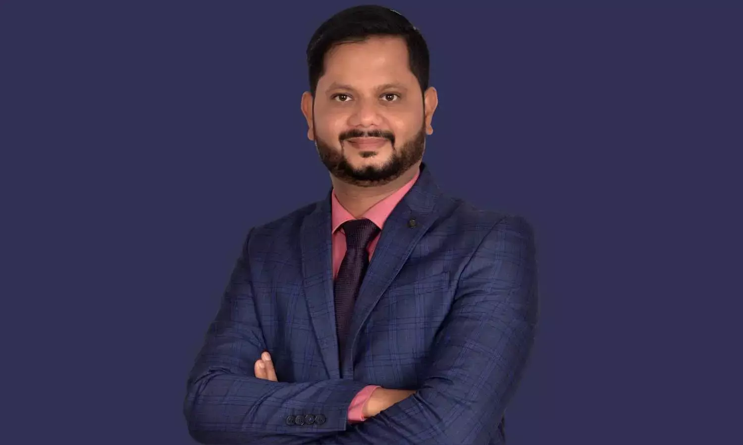 Prashanth Tapse of Mehta Equities Shares Top Short-Term Stock Picks: SBI Card, DLF and More