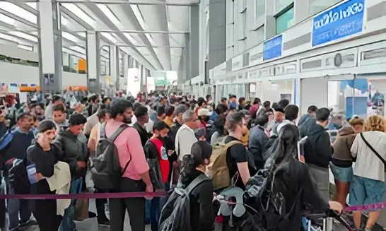 IndiGo Crisis Day 5: Over 400 Flights Cancelled Across Major Airports — Key Updates