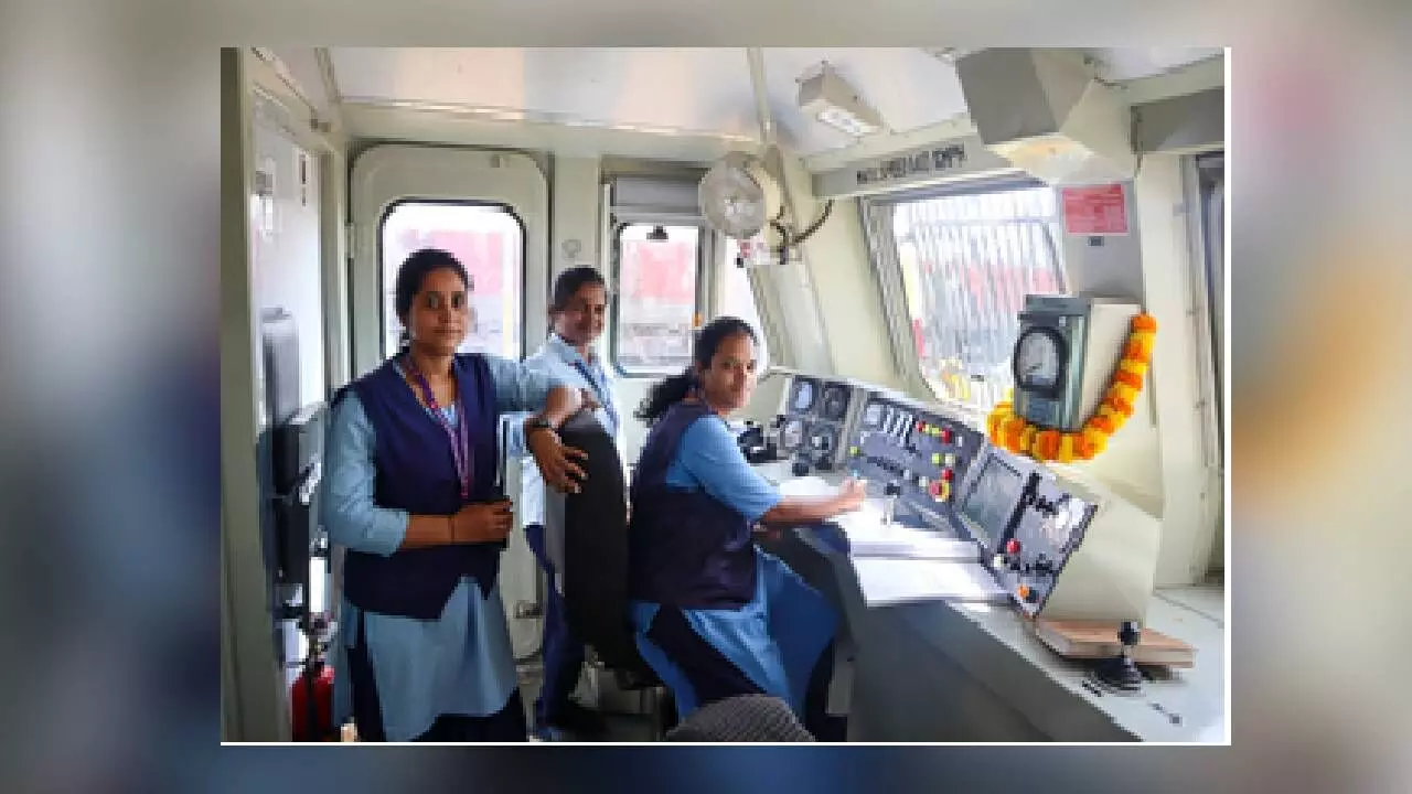 Railways recruited 5.08L persons in last 10 years: Minister