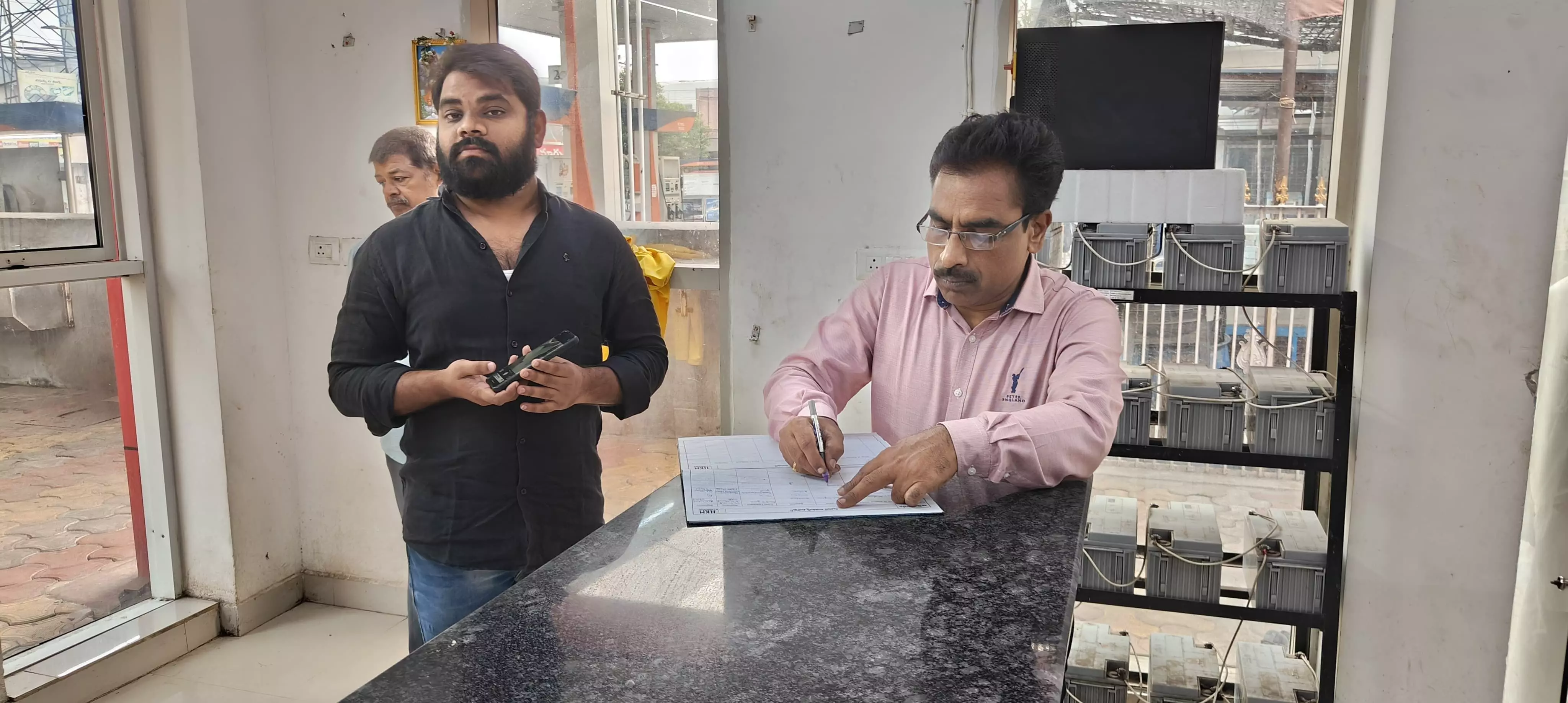 Strict enforcement of food quality standards in Anna Canteens - Commissioner Viswanath conducts surprise inspection; focus on hygiene, safety and facilities