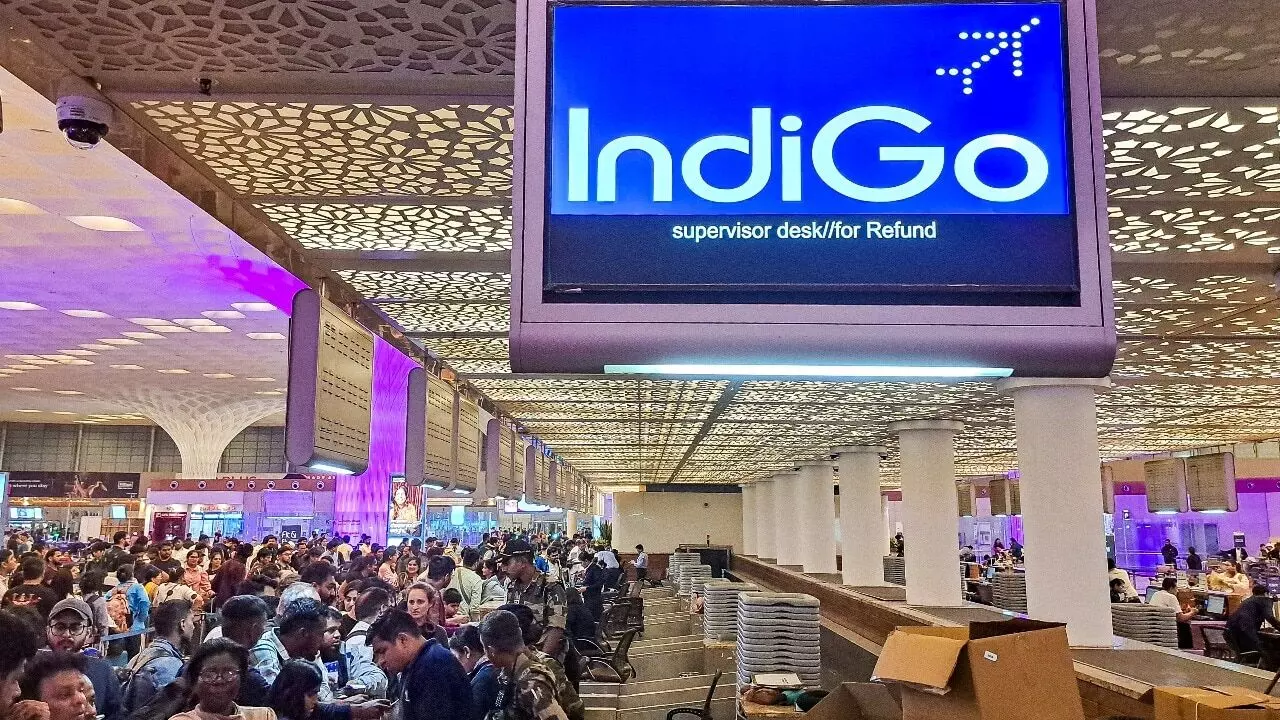 IndiGo Flight Cancellations LIVE: Cancellations Fall Below 850 as Govt Imposes Fare Caps, Orders Refunds by Sunday. IndiGo Flight Cancellations LIVE: Cancellations Fall Below 850 as Govt Imposes Fare Caps, Orders Refunds by Sunday.