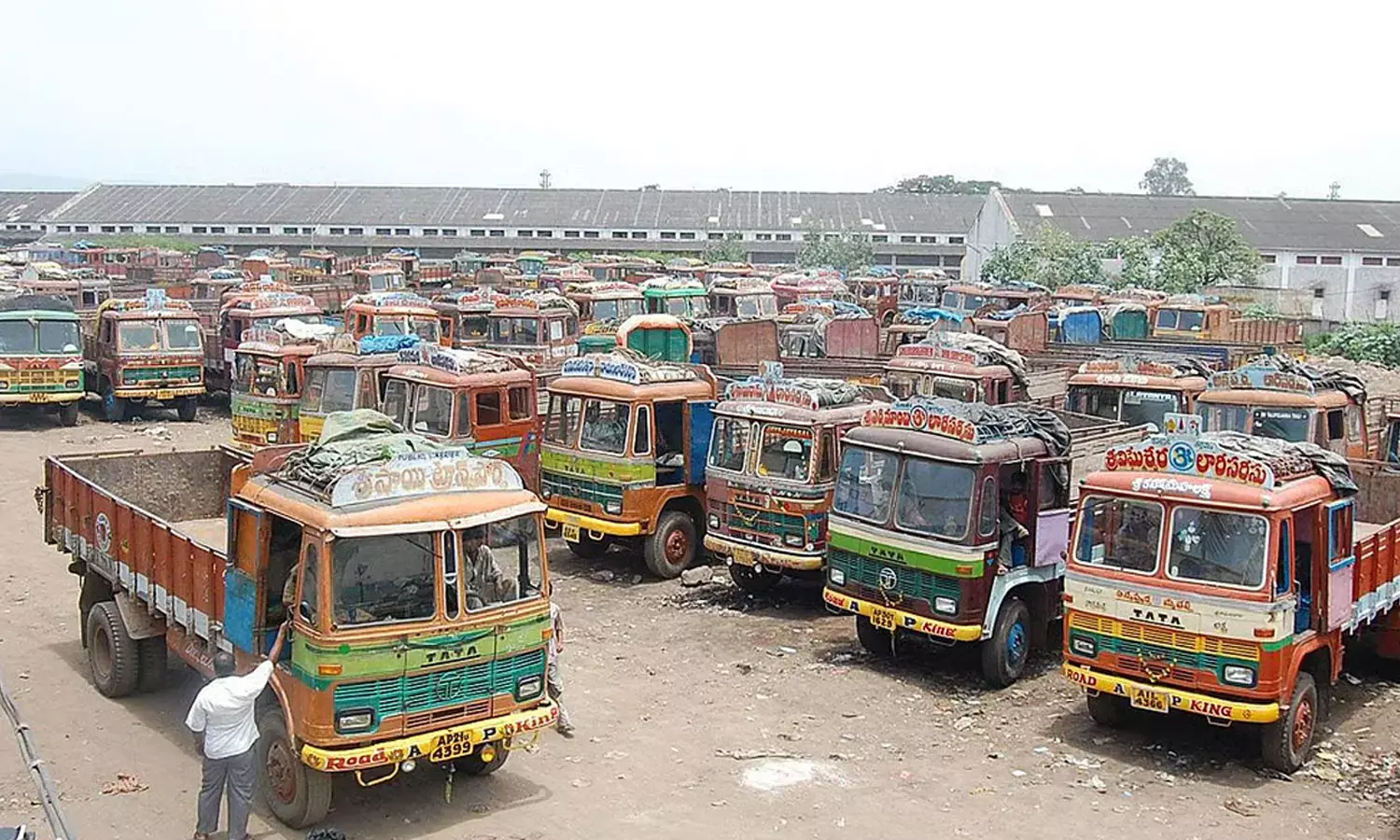 AP lorry owners association to go for strike over increased vehicle fees