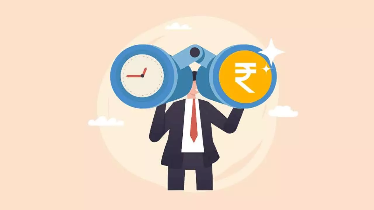 Falling rupee will make imports costlier, fuel inflation: Experts Falling rupee will make imports costlier, fuel inflation: Experts