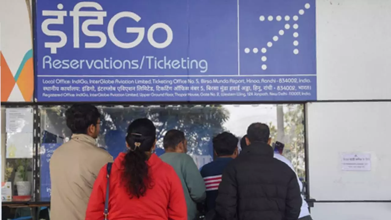 IndiGo cancels 562 flights from 6 metro airports IndiGo cancels 562 flights from 6 metro airports