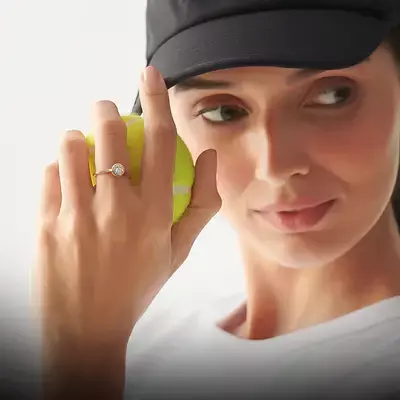 A Complete Guide to Shopping Gold Jewelry on Flexible EMI Plans A Complete Guide to Shopping Gold Jewelry on Flexible EMI Plans