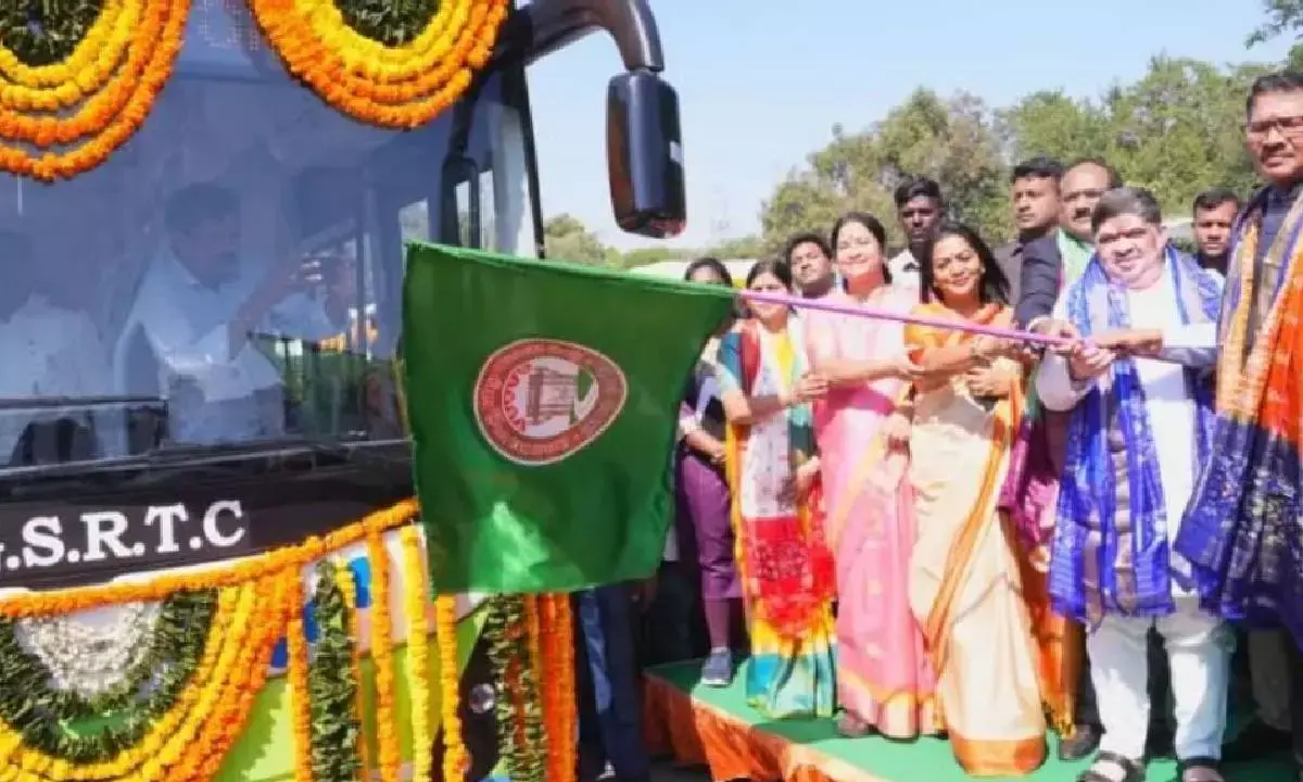 TGSRTC, Evey Trans flag off 65 new electric buses in Hyderabad