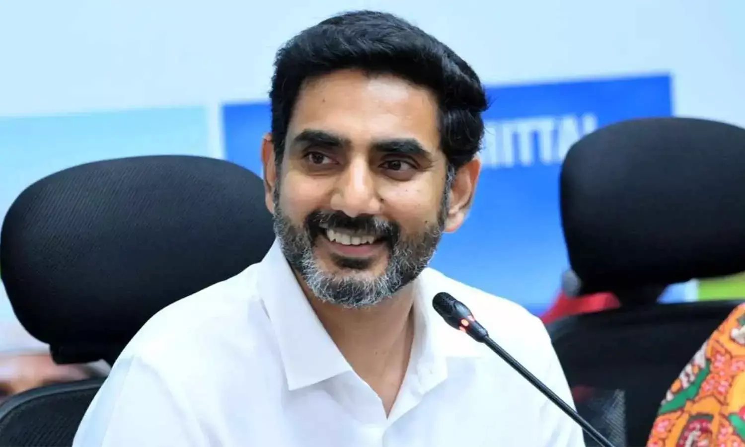 After USA, Lokesh meets MNCs in Canada to seek investments in AP
