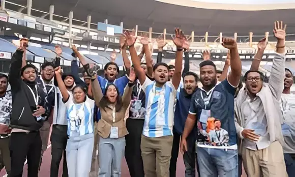 Lionel Messi Arrives in Kolkata to a Massive Fan Welcome During India Tour