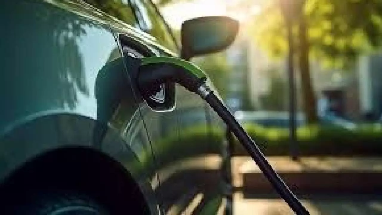 India’s EV battery demand to rise to 256.3 GWh by 2032: Report India’s EV battery demand to rise to 256.3 GWh by 2032: Report