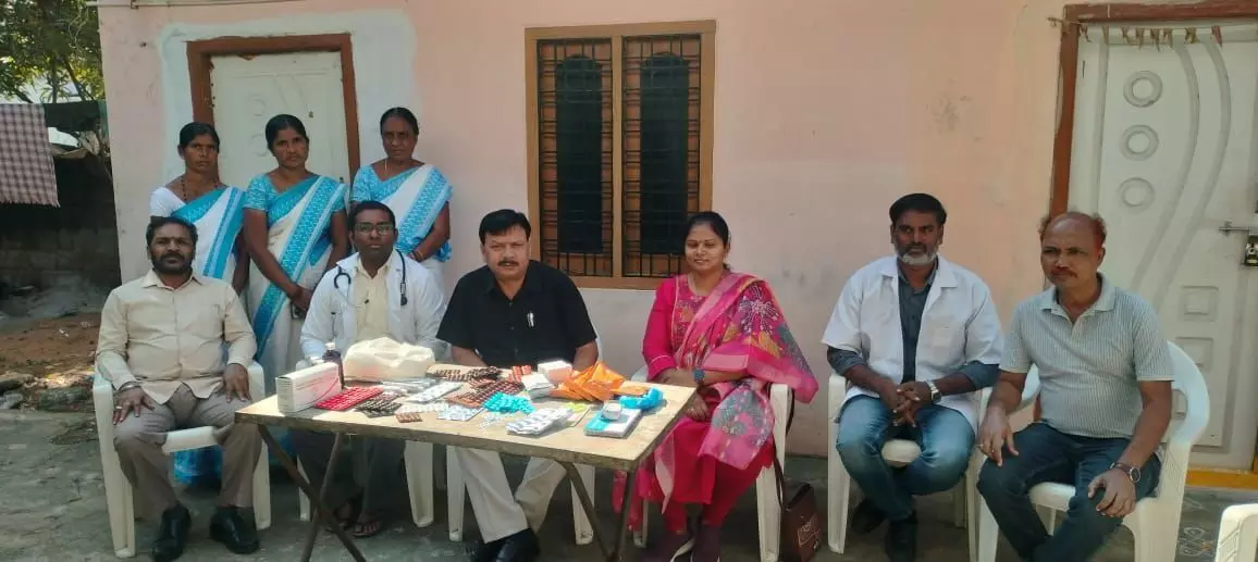 Medical Camps at Polling Material Distribution Centers — DMHO Dr. K. Ravikumar Medical Camps at Polling Material Distribution Centers — DMHO Dr. K. Ravikumar