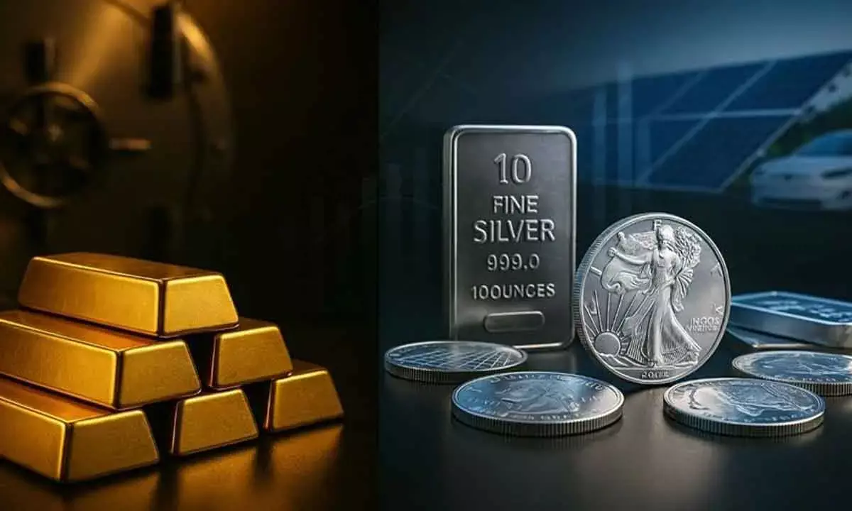 Gold hits fresh record in futures trade