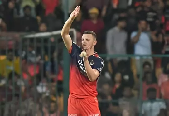 RCB Advised to Target Kiwi Pacer as Josh Hazlewood’s Back-Up for IPL 2026 Mini Auction | Exclusive