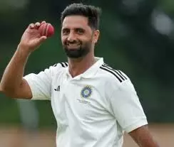 Auqib Dar Sold to Delhi Capitals for ₹8.40 Crore at IPL 2026 Auction Auqib Dar Sold to Delhi Capitals for ₹8.40 Crore at IPL 2026 Auction