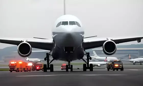 Air India Express Flight Diverted to Kochi After Landing Gear Issue, Makes Safe Emergency Landing