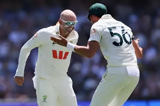 Australia vs England, Ashes Third Test Day 2: England Reeling After Early Collapse as Snicko Controversy Steals Spotlight Australia vs England, Ashes Third Test Day 2: England Reeling After Early Collapse as Snicko Controversy Steals Spotlight