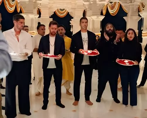 Lionel Messi Embraces Indian Culture, Performs Shiv Abhishek During Jamnagar Visit Lionel Messi Embraces Indian Culture, Performs Shiv Abhishek During Jamnagar Visit