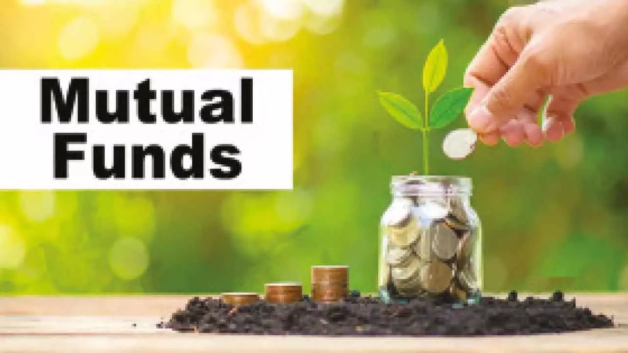 Amfi chairman hails Sebi for new MF rules