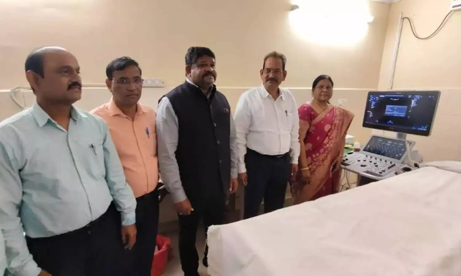 HSL donates ultrasound scanning machine to hospital