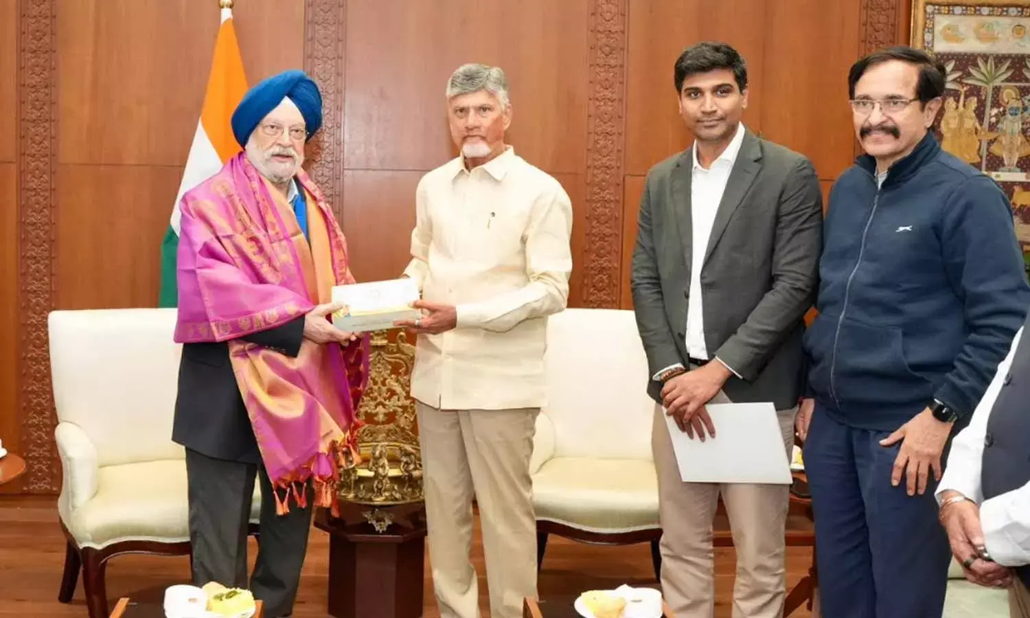 AP invites Petroleum Minister to lay foundation stone for BPCL greenfield refinery in Nellore