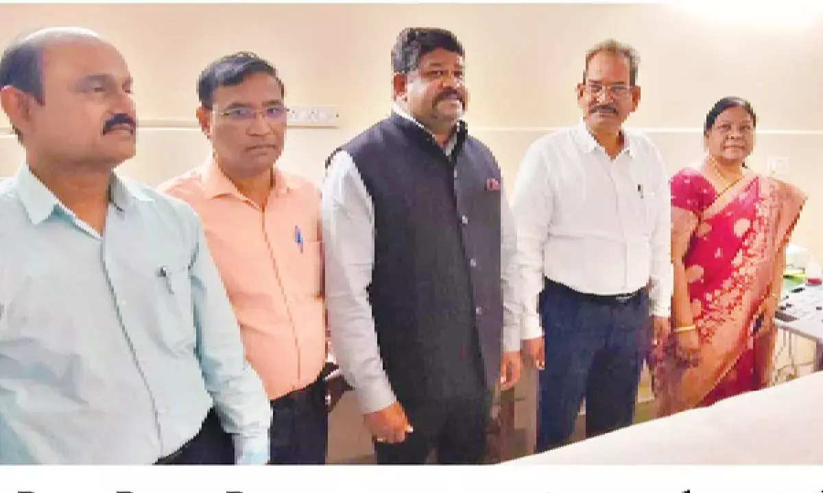 HSL donates ultrasound scanning machine to hospital