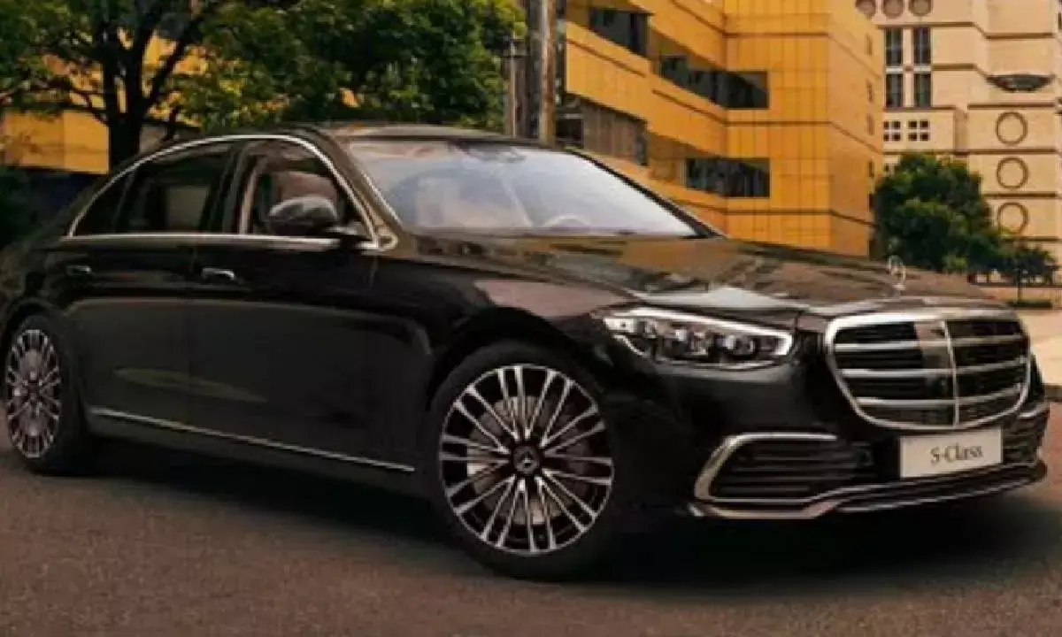 Mercedes Benz India plans quarterly price hike in ’26