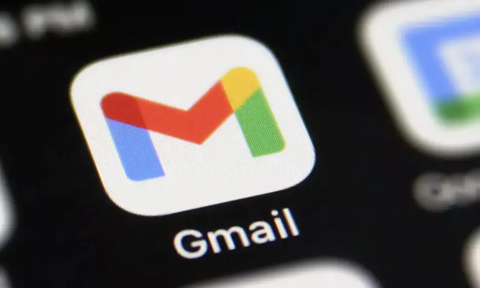 Gmail rolls out personalized AI Inbox, smarter search, and built-in proofreading tools