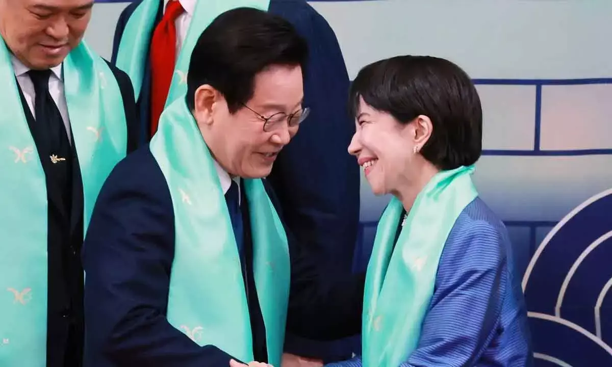 Japan-South Korea summit to discuss economy and regional challenges