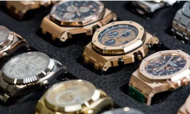 How to Identify a Trusted Super Clone Watches Dealer in 2026