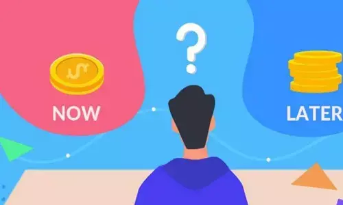 How to counter hyperbolic discounting vis-a-vis investments