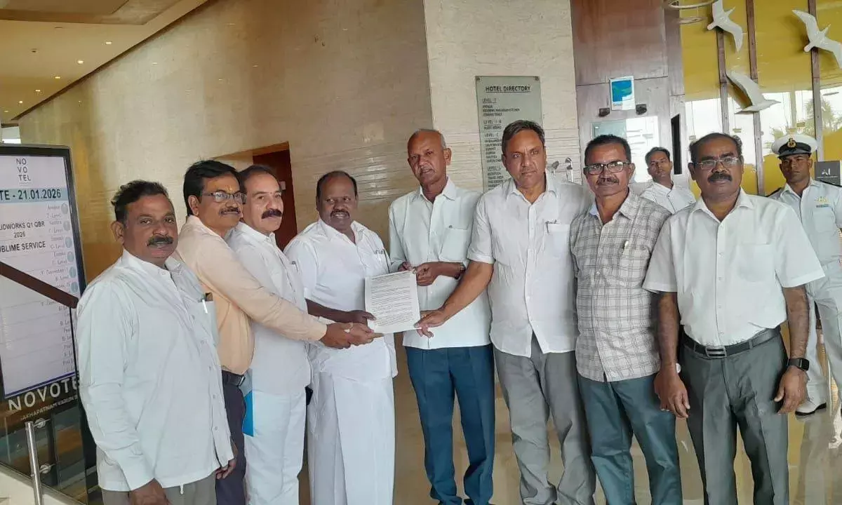 RINL unions urge defence panel to consider merger with SAIL