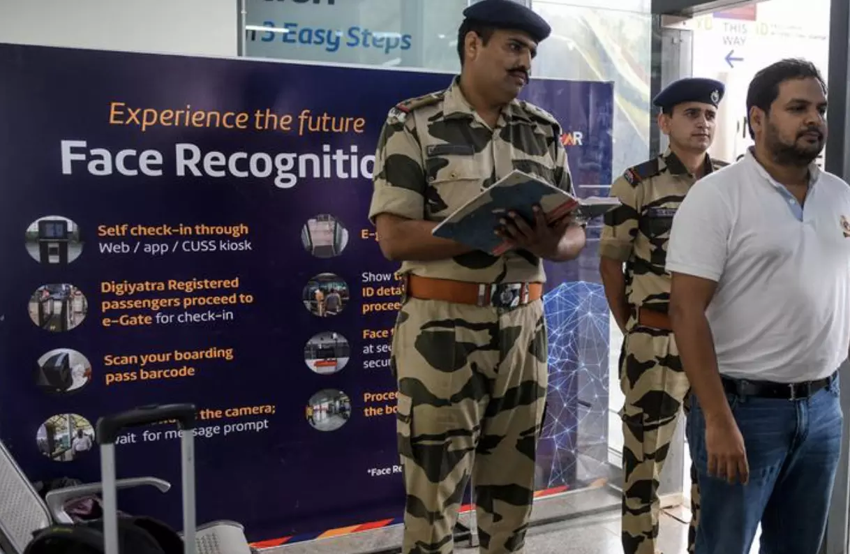 Delhi Police to deploy AI-enabled smart glasses for Republic Day 2026 Security Delhi Police to deploy AI-enabled smart glasses for Republic Day 2026 Security