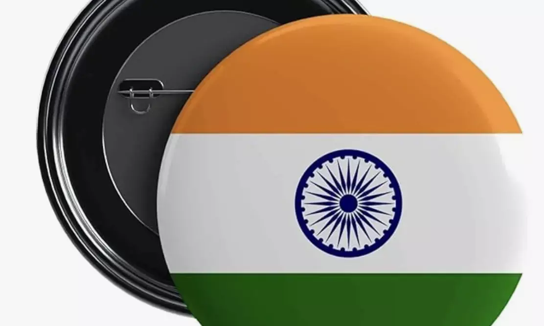 Indian flag round pin badges for Republic Day: Where can I buy them?