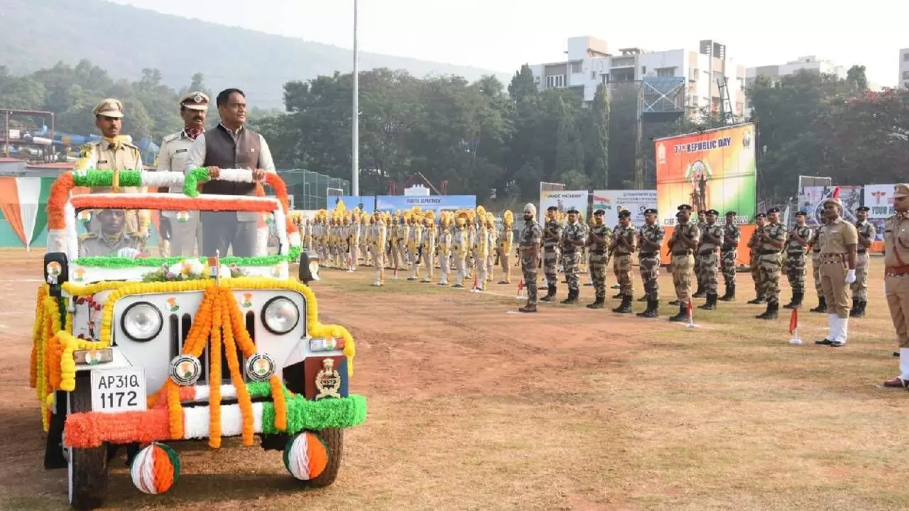 VPA sets a target for 100 mn tonnes throughput for FY27