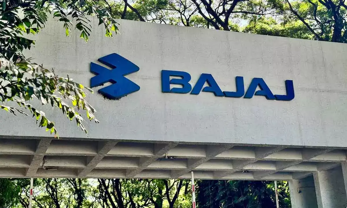 Bajaj Auto net up 10% at Rs 2,750 cr