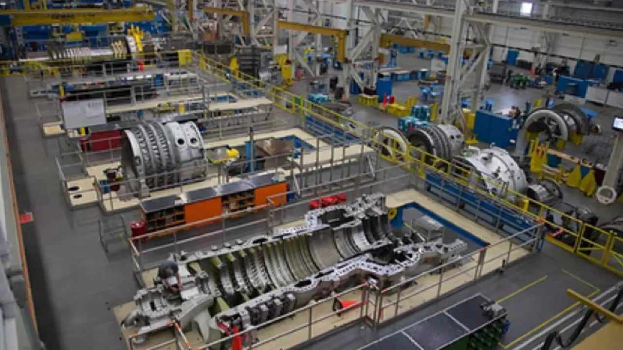 Survey flags industrial momentum amid geopolitical challenges