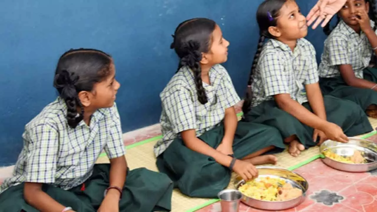 Free breakfast for govt schoolkids proposed: Bhatti Free breakfast for govt schoolkids proposed: Bhatti