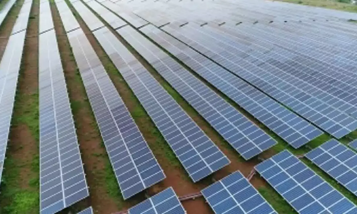 Indian scientists develop single-unit device to capture, save solar energy