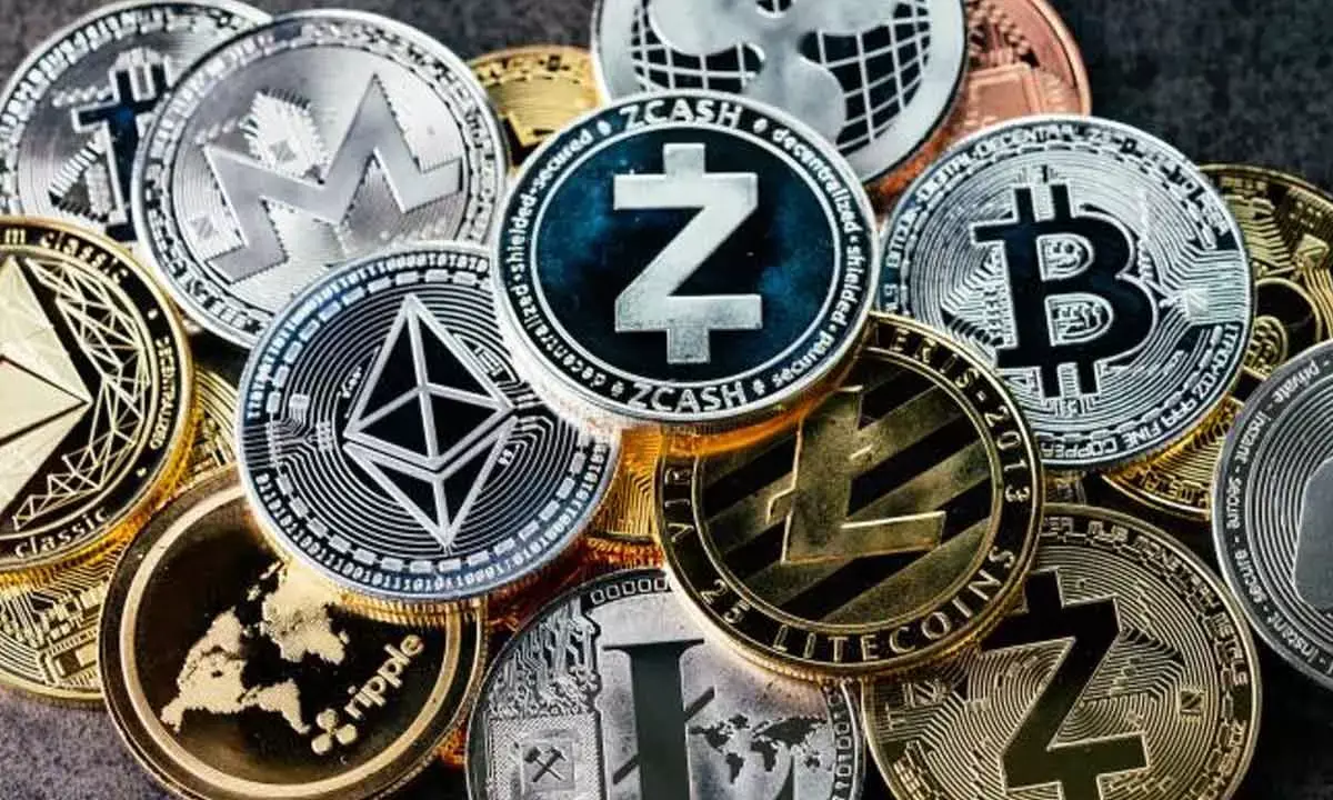 Bitcoin extends losses down 6%, tracking global weakness in tech stocks