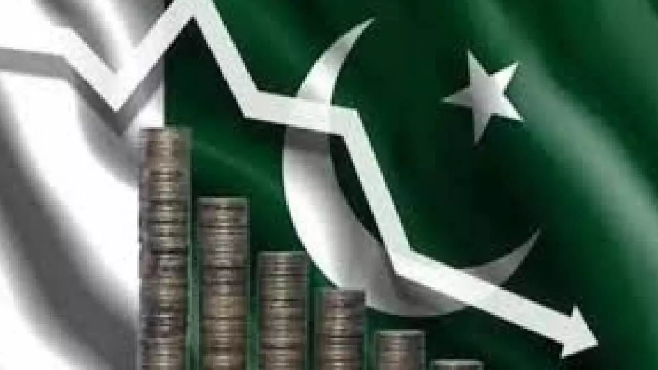 Pakistans economic crisis deepens under $134 bn debt